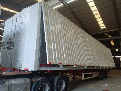 Spread Wing Semi-trailer